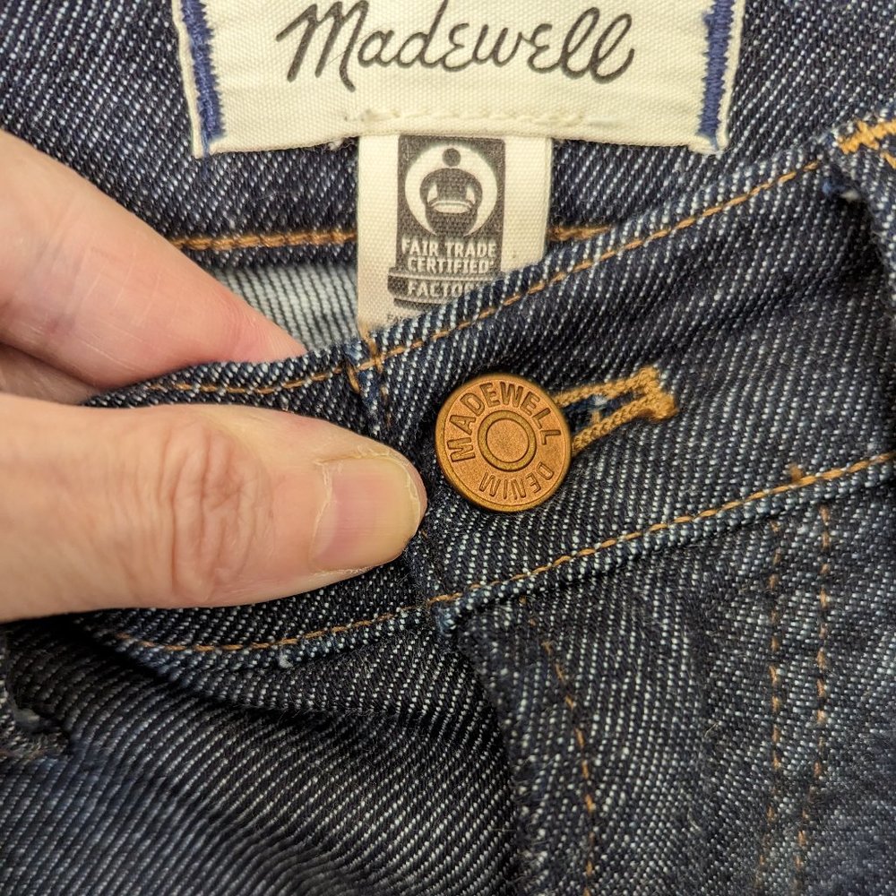 Madewell The Perfect Vintage Flare Jeans  - Size 26 (30" Waist) - EUC Dark Wash - Picture 2 of 7